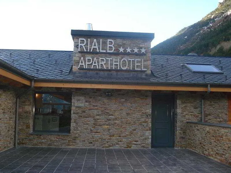 Aparthotel Rialb El Serrat